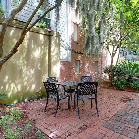 Romancing The Jones Savannah Exterior foto